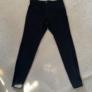 Like new condition! Size L leggings